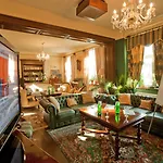 Casa Del Sole Boutique 4* ティミショアラ